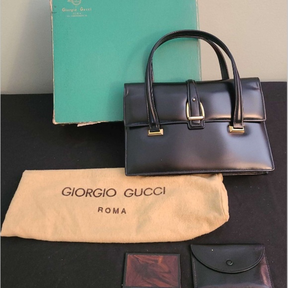 Vintage Gucci Leather Purse - Picture 1 of 10